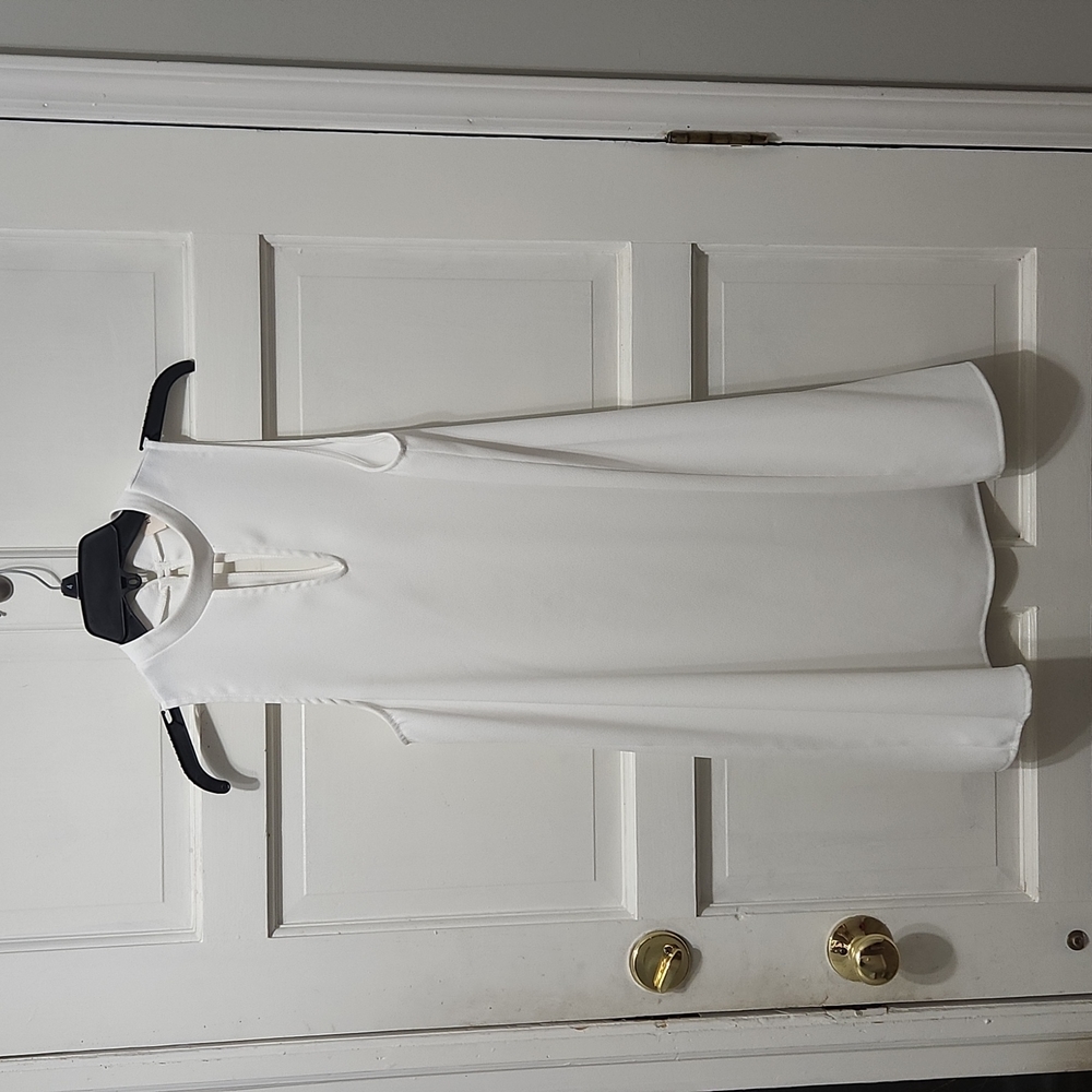 Everly dress size small